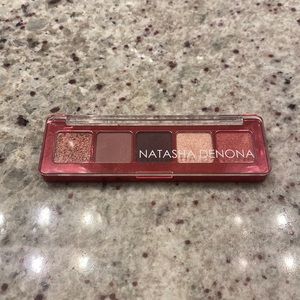 Natasha Deanna MINI LOVE EYESHADOW PALETTE